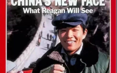 不可(ke)思議可(ke)樂展，新(xin)中國第(di)一款可(ke)樂亮相(xiang)青年廣(guang)場新華(hua)書店