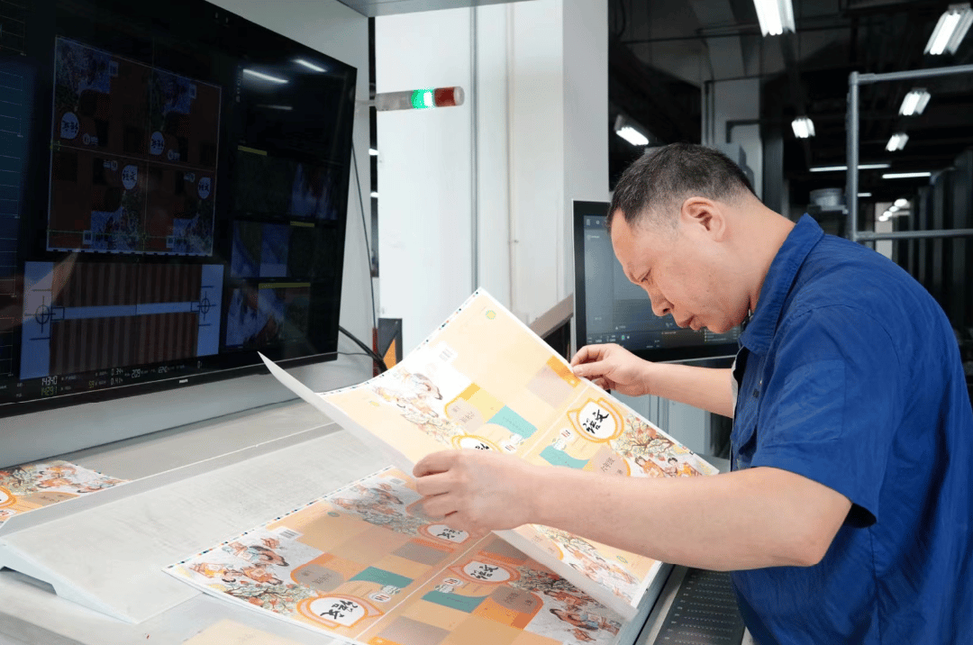 使命(ming)在肩(jian) 笃行(hang)不怠(dai) 全力(li)以赴(fu)保障(zhang)“課前(qian)到書(shu)”